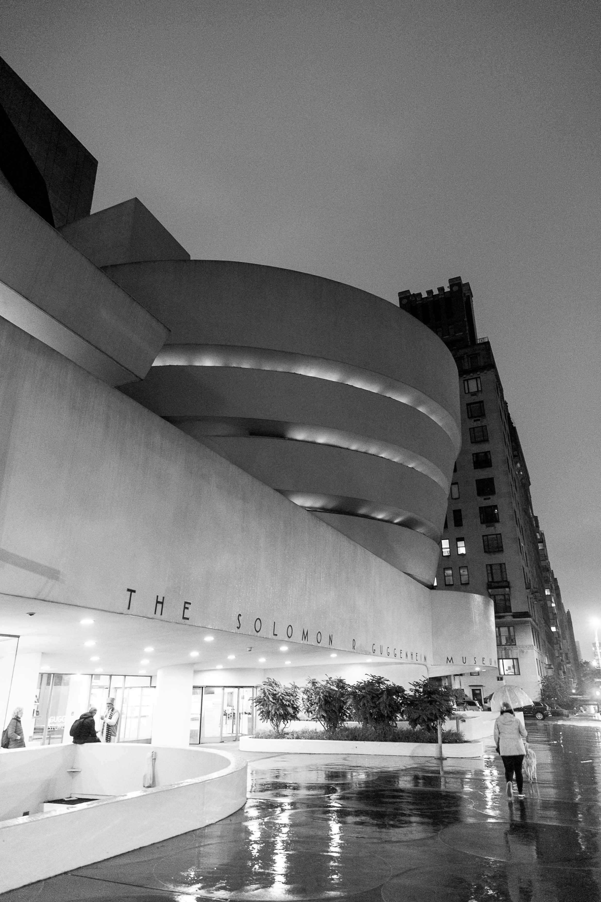 Grustufenfoto des aus Men in Black bekannten Guggenheim Museums